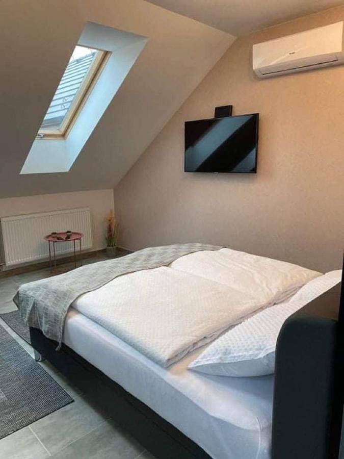 Greta Lux Apartman Leilighet Hajdúszoboszló Eksteriør bilde